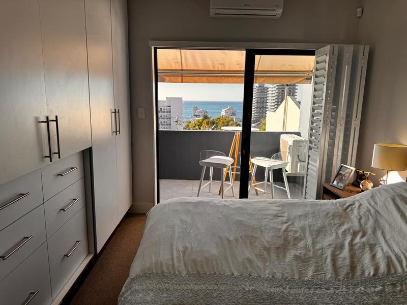 2 Bedroom Property for Sale in Sea Point Western Cape